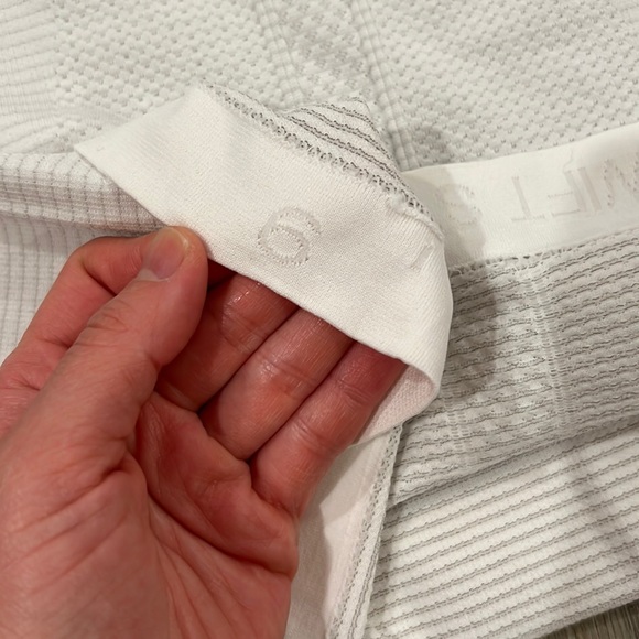 LULULEMON swiftly tech - Picture 3 of 3